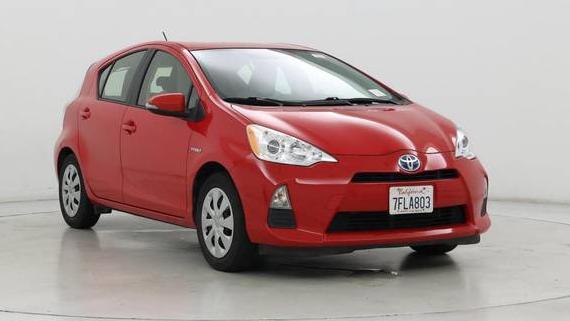 TOYOTA PRIUS C 2014 JTDKDTB37E1569788 image